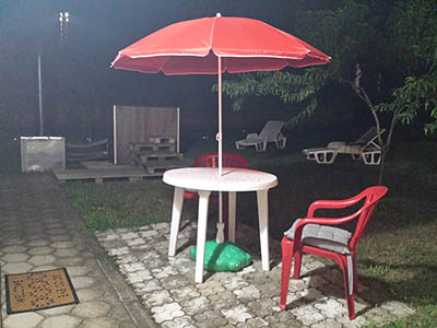Private outdoor wood-fired hot tub for couples in Subotica